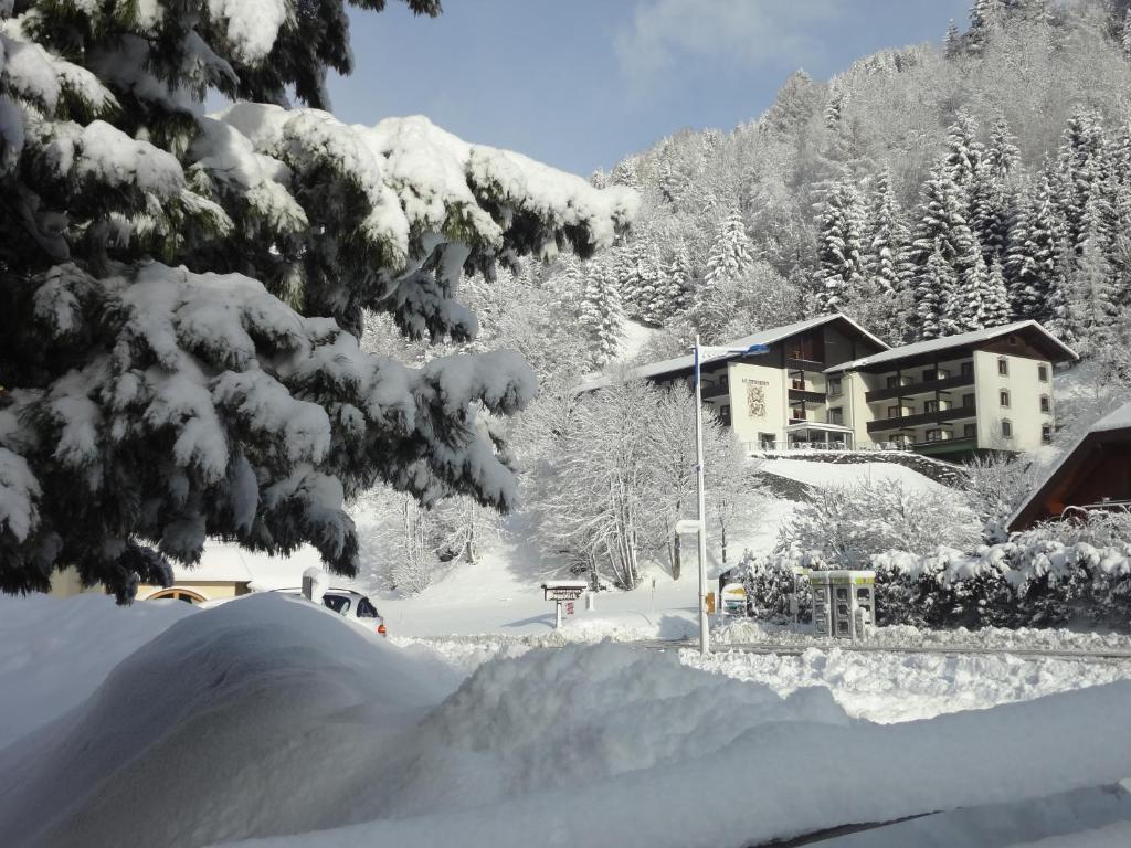 Hotel Garni Sonnblick Бад-Кляйнкірхгайм Екстер'єр фото